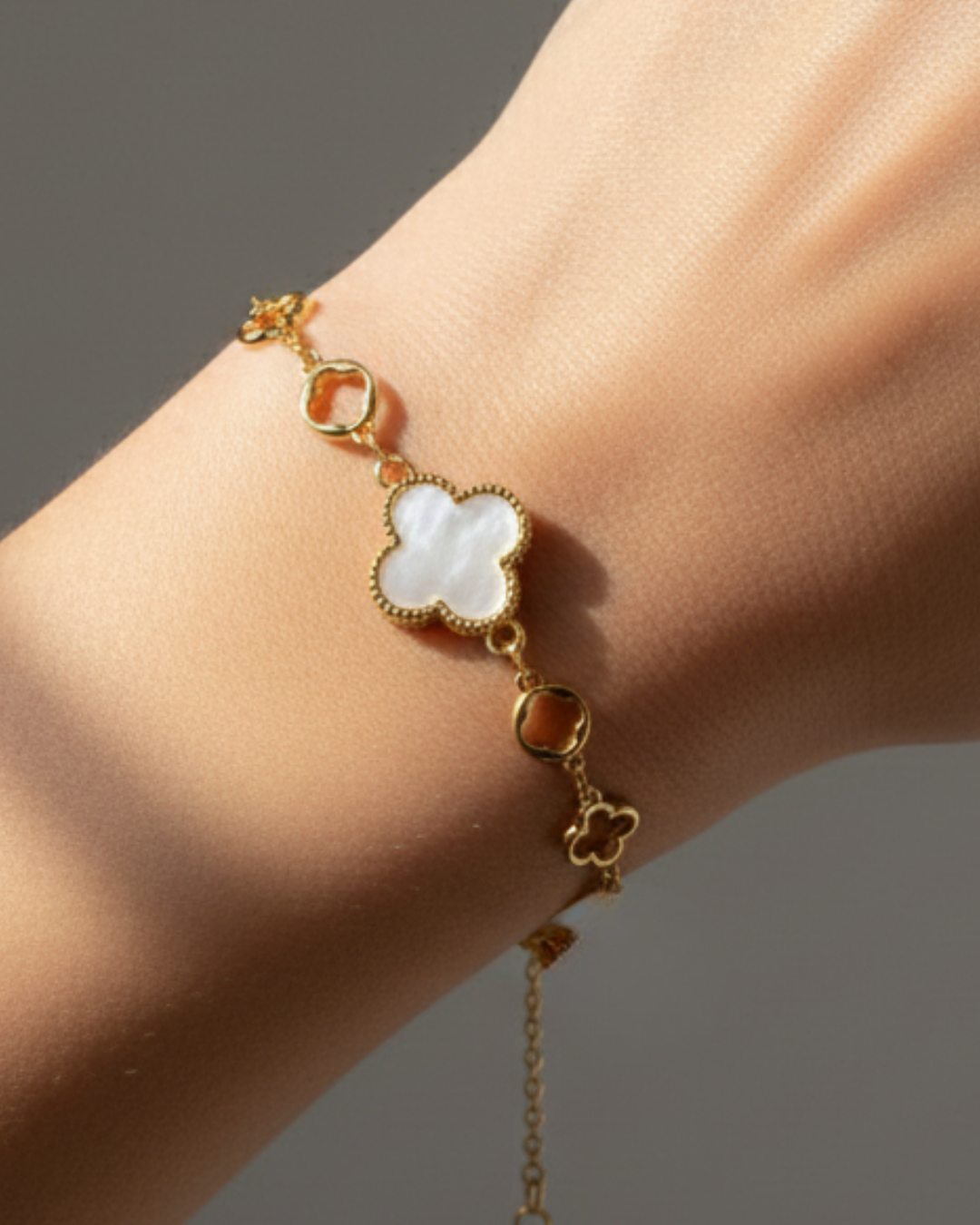 Pearl Clover Bracelet