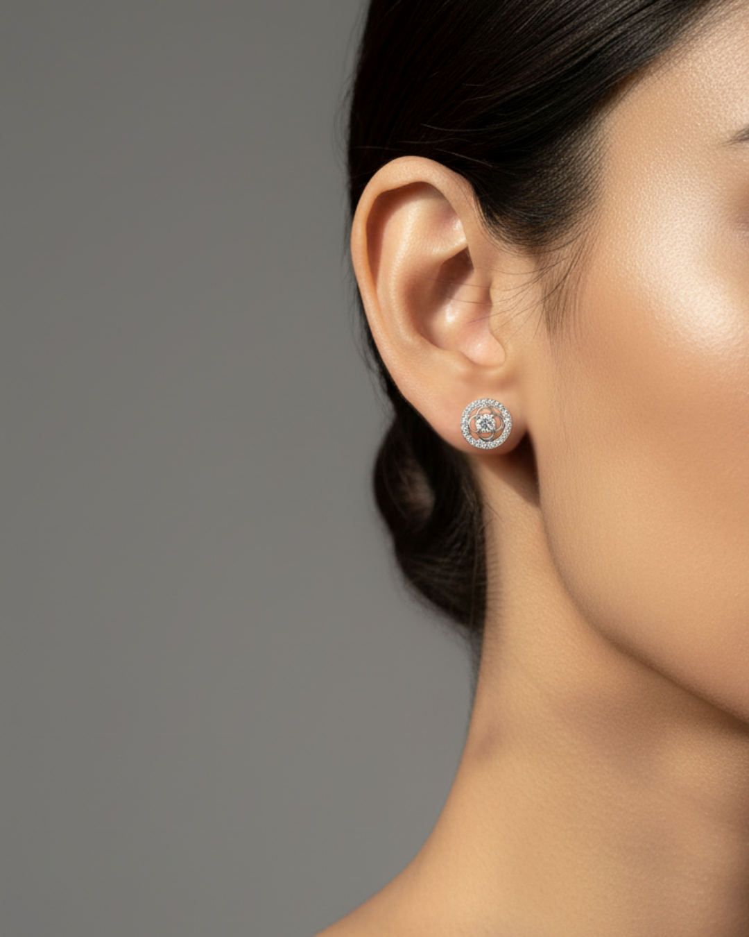 Clover Halo Stud Earrings