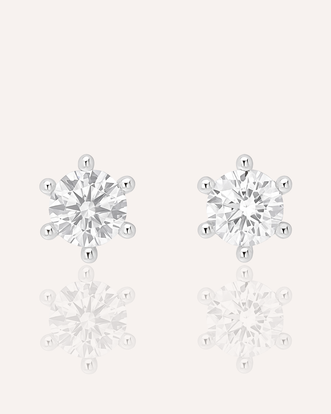 Nova Solitaire Stud Earrings