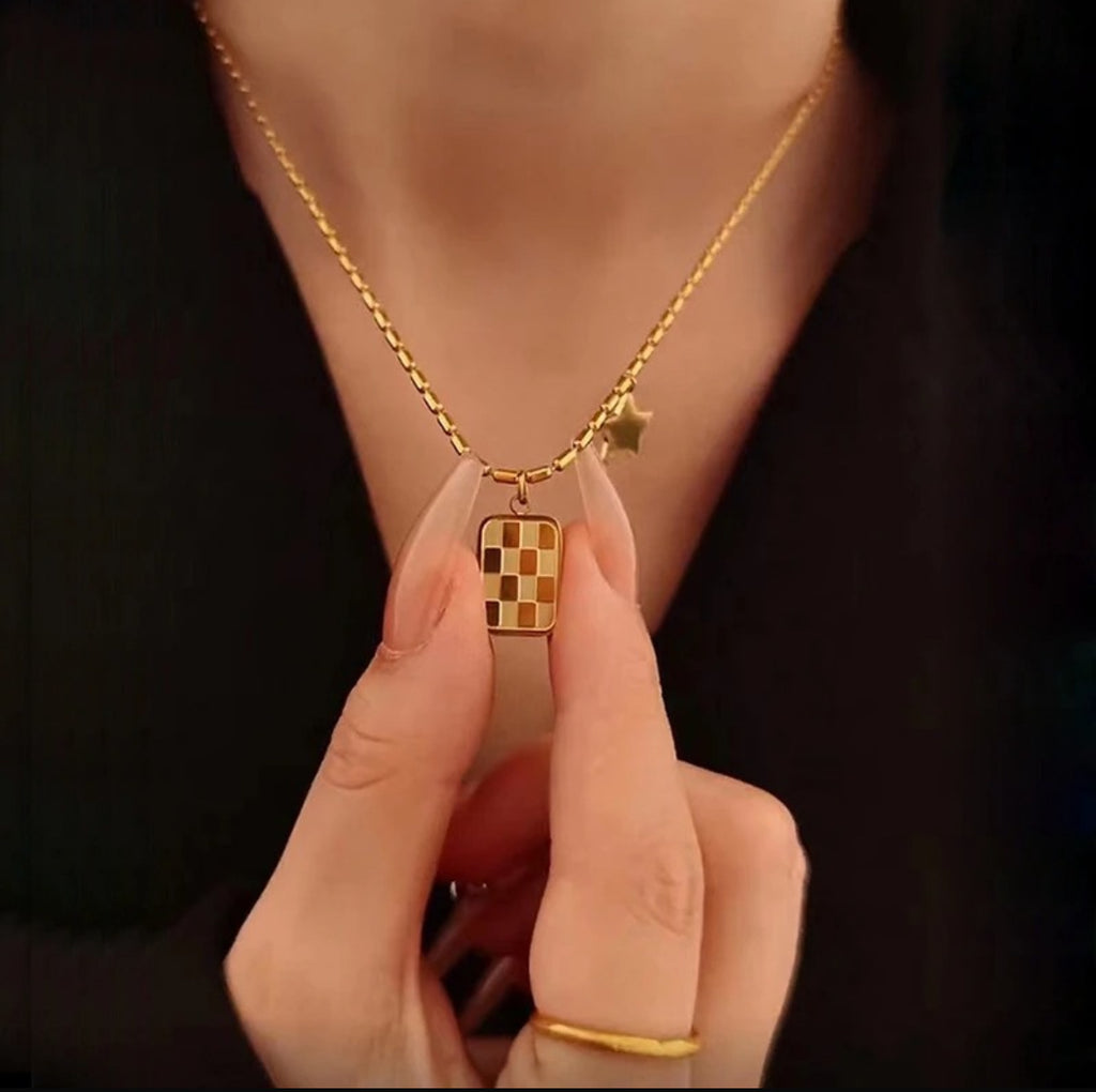 Dainty Square and Star Pendant Necklace