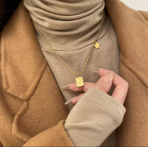 Dainty Square and Star Pendant Necklace