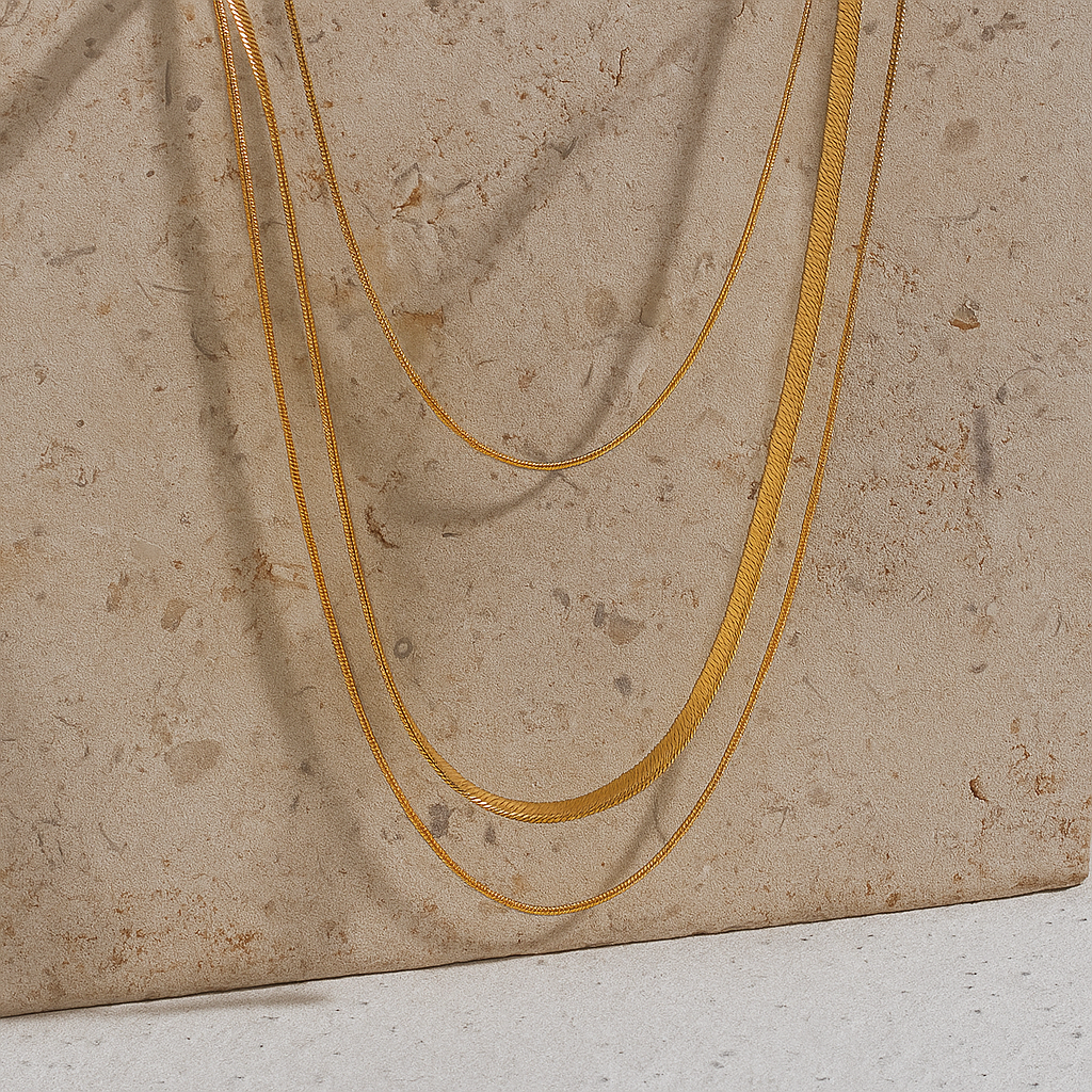 Trois Serpents Necklace